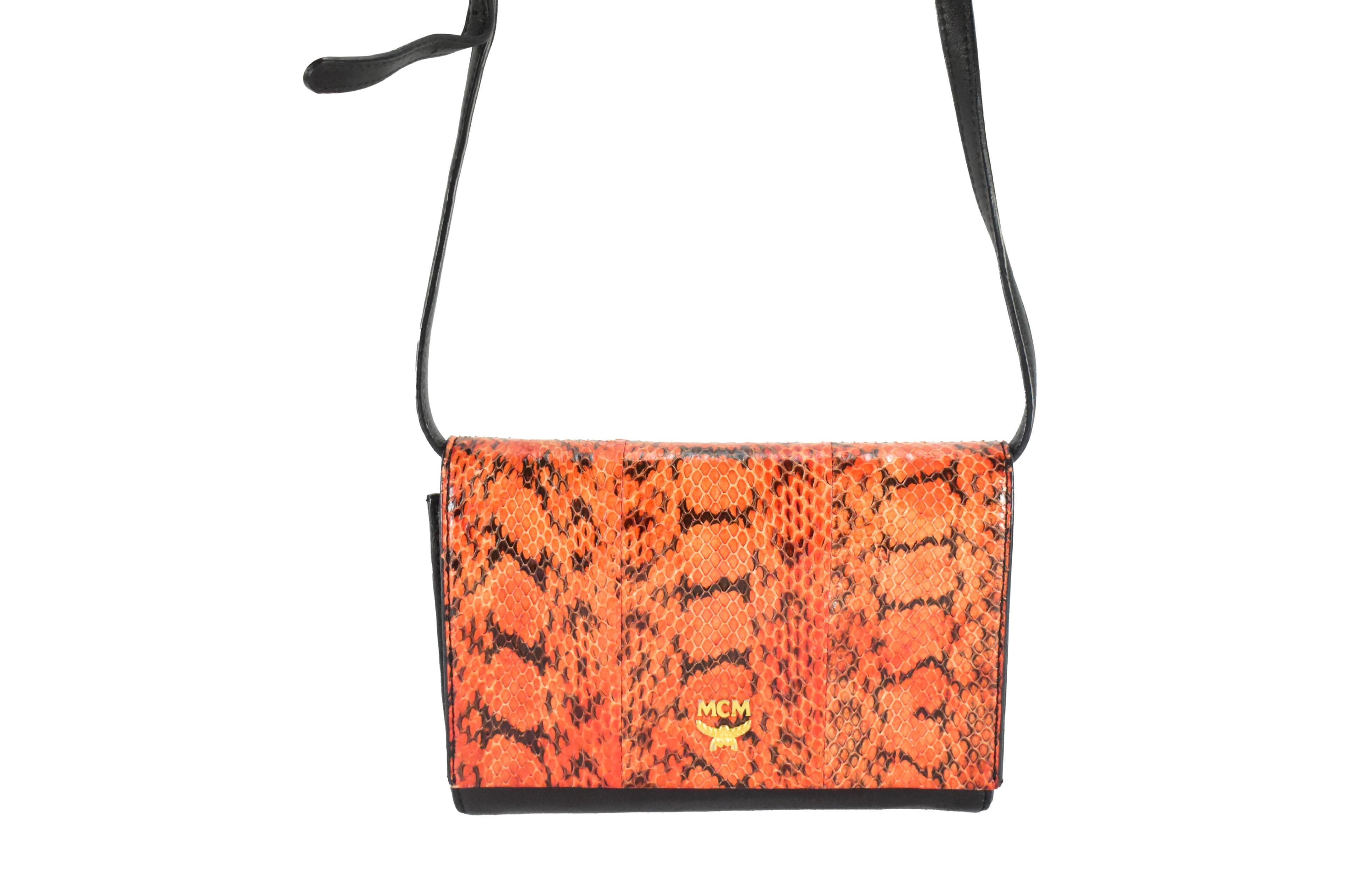 ✅MCM SCHULTERTASCHE vintmarket.de LEDERTASCHE SCHWARZ 4214