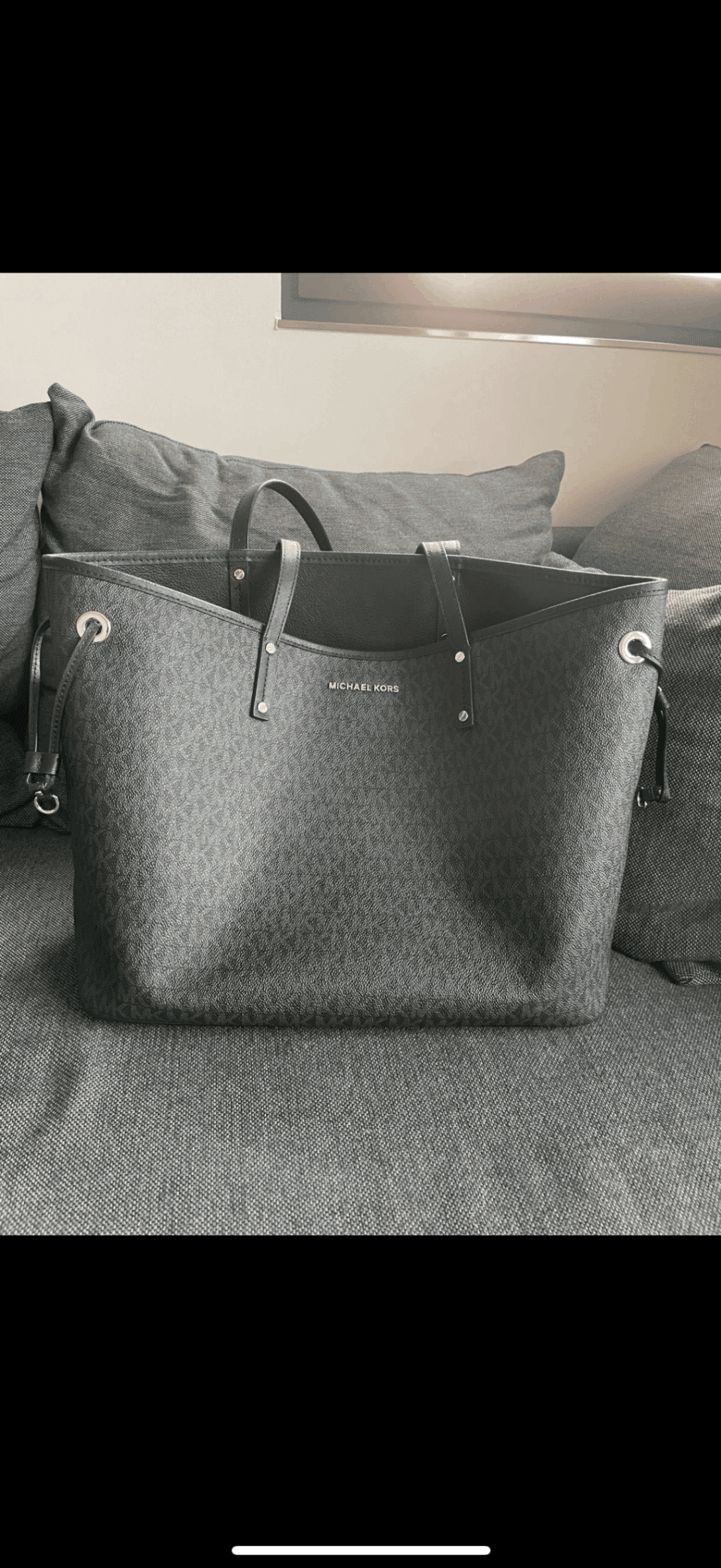 Michael Kors Shopper